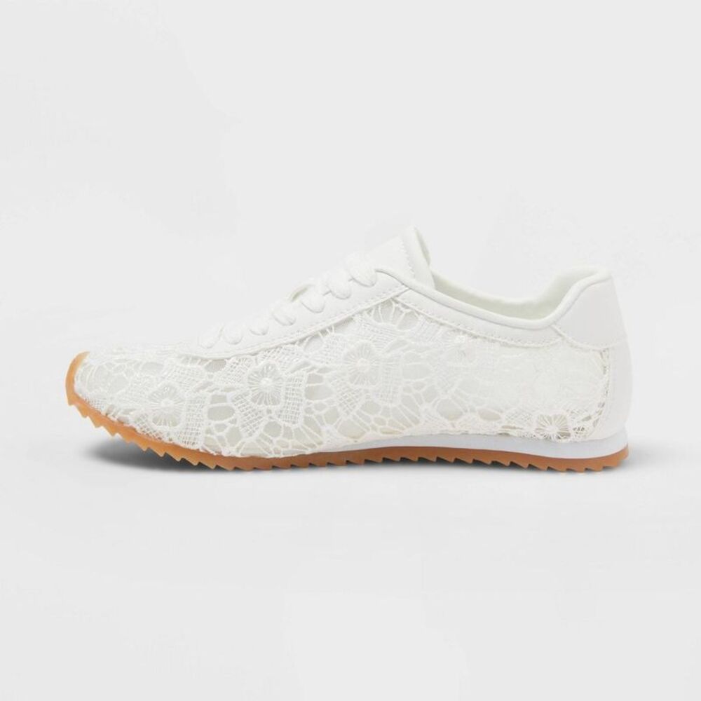 Universal Thread White Lace Sneakers NWT, 8 - Picture 2 of 4